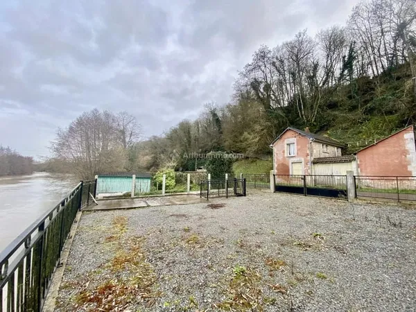Maison rénovée en 2020 avec bord de Loir