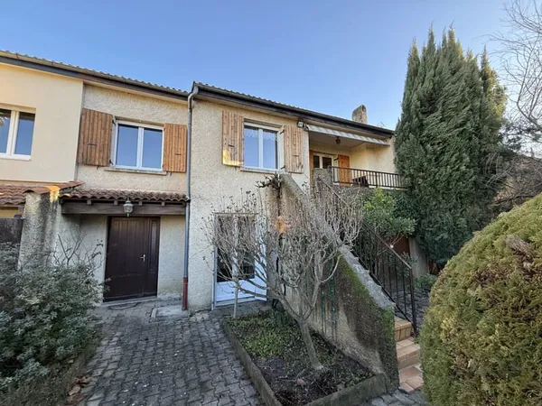 Maison 6 pièce de 112m² à Espeluche