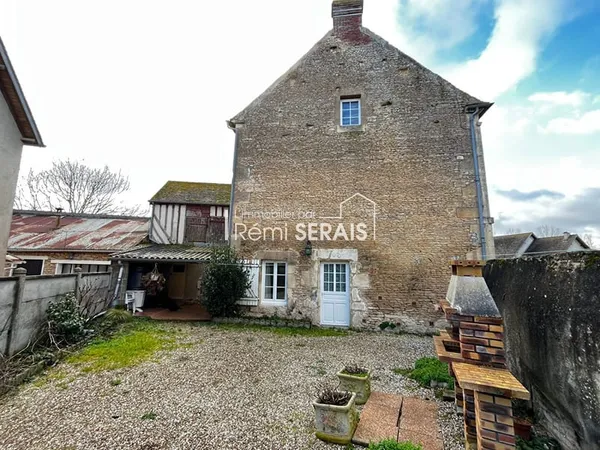 Maison en pierre à vendre à TRUN 