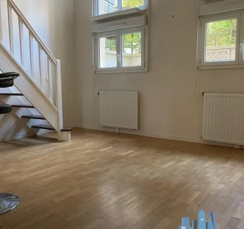 DUPLEX 2 P VIDE