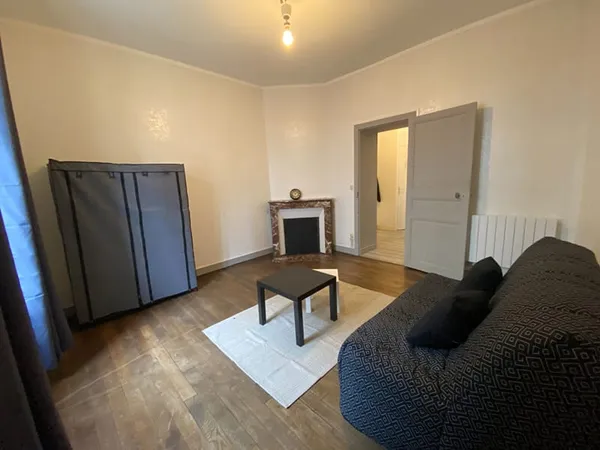 Location T1 meublé - 25 m² - Place de Bretagne - Location immobilier Rennes