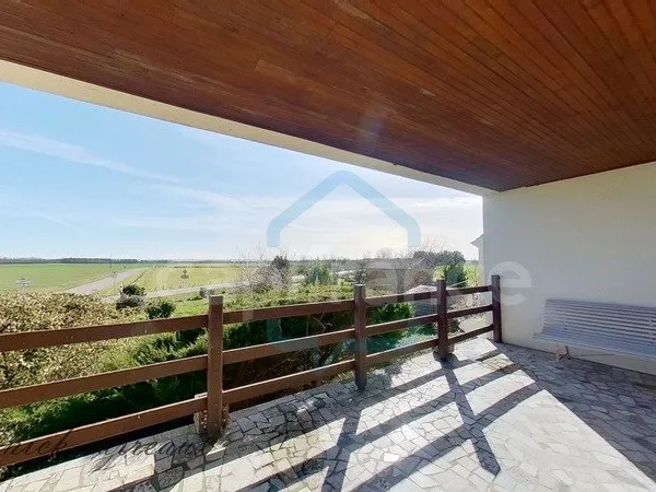 À découvrir sans tarder - Maison sur sous-sol avec vue exceptionnelle