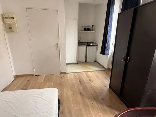STUDIO MEUBLE - 15,52m2 - STRASBOURG 