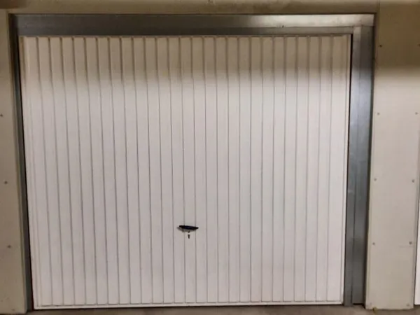 Parking / box Creil 14.30 m2