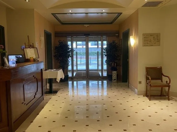 Coeur de ville, résidence senior Les Hespérides de Levallois , Grand studio 40m²