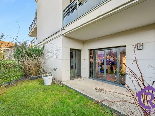 Appartement 4 pièces de 80 m² à CHATILLON