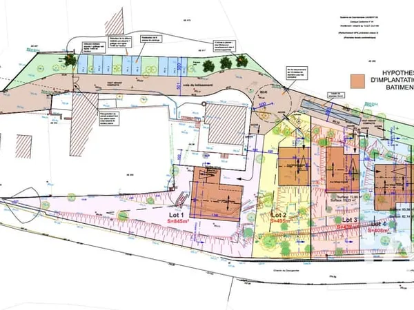 Terrain 845 m²
