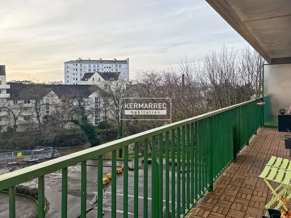 Appartement Type 4 de 73 m² avec balcon et parking