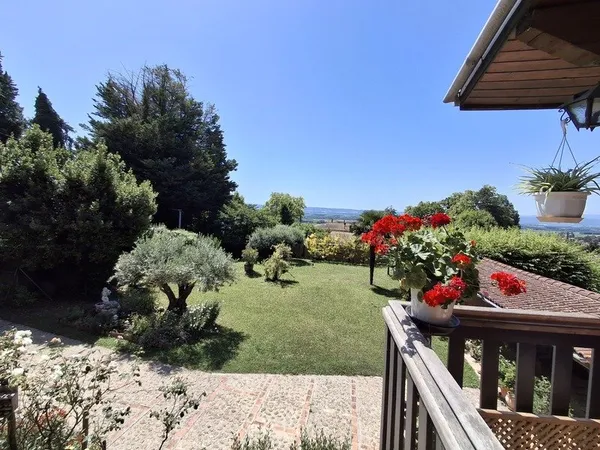 ANJOU (38) - Vente Viager Occupé (2 têtes) - BOUQUET SEC sans rente - Maison P6, en pierres, avec ja