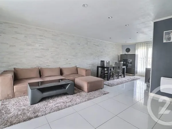 Maison 7 pièces 114 m²