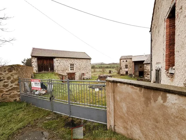 Maison avec 4000 m2 de terrain