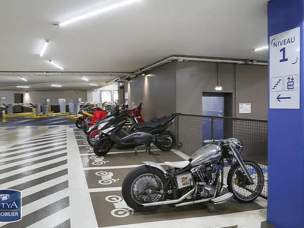 Stationnement Location Nice   35€