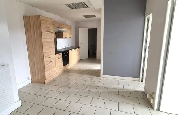 Bel Appartement Résidentiel de 72 m² avec Ascenseur, Hall d'entrée sécurisé, Interphone, Local techn