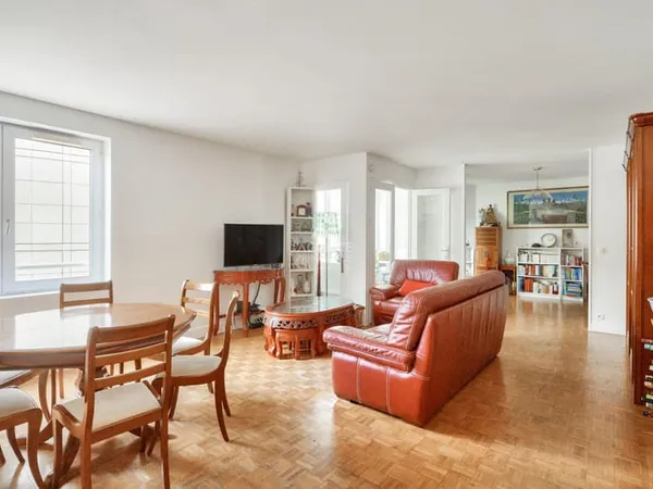 SEVRES PROCHE BOULOGNE - Appartement familial