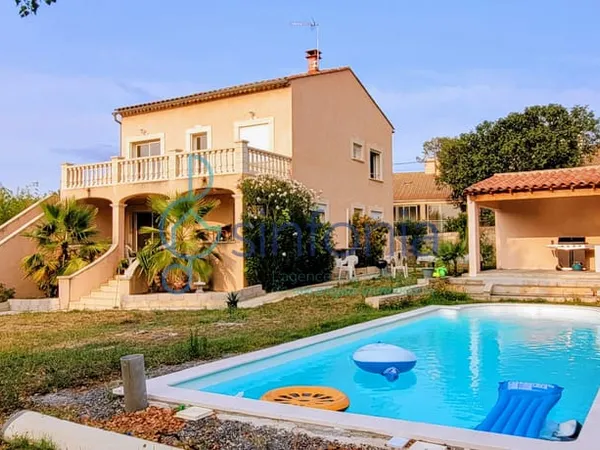 ST-CHRISTOL LES ALES : VILLA 203 m2 6 chambres + PISCINE