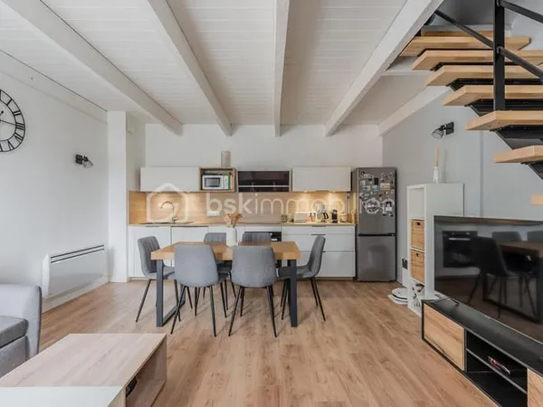 DUPLEX ENTIÈREMENT REFAIT A NEUF IDÉAL PREMIER ACHAT OU INVESTISSEMENT LOCATIF