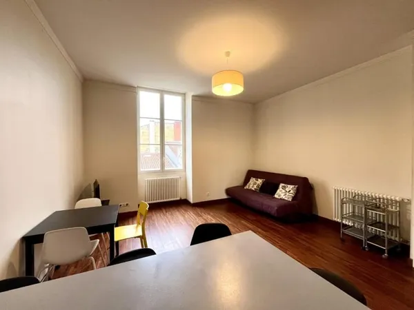 Appartement 4 pièces 49 m²