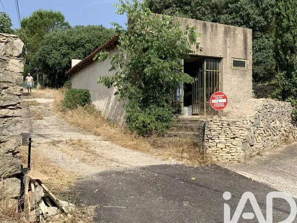 Terrain 520 m²