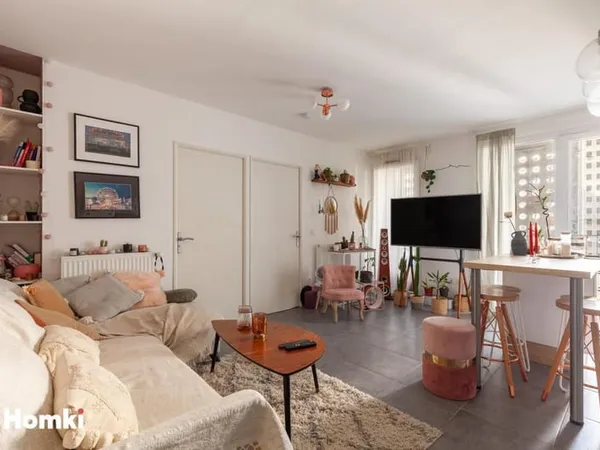 Appartement T2 de 43 m2 à Marseille 13002, Boulevard Mirabeau