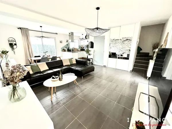 Maison T4 de 2014 avec équipements modernes