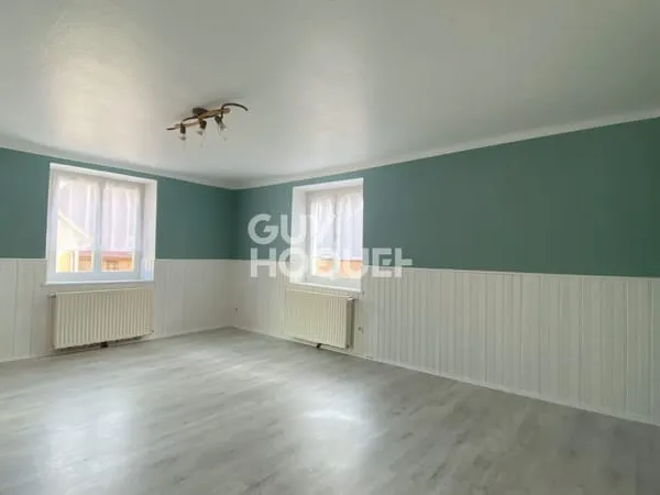 LOCATION d'un appartement F3 (73 m²) à TRIEMBACH AU VAL