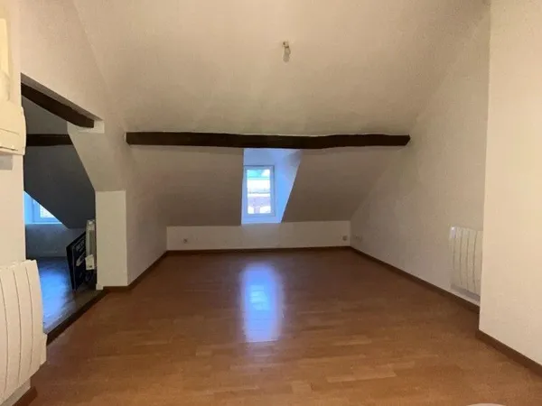 Studio 1 pièce 19 m²