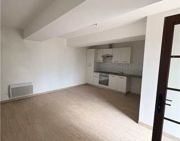 Appartement à louer LAGUIAN-MAZOUS