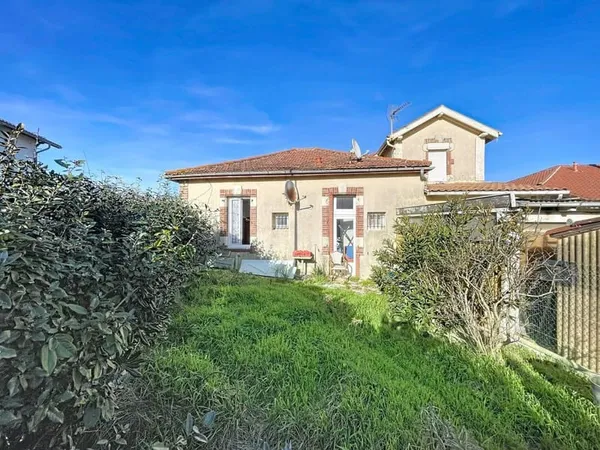 Vieux-Boucau-les-Bains - Maison T3 de plein pied à rénover à deux pas de l'océan