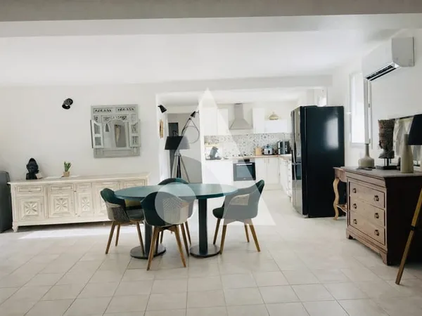 Villelaure - 3 pièces 82 m² hab avec terrasse 18 m² et garage 100 m²