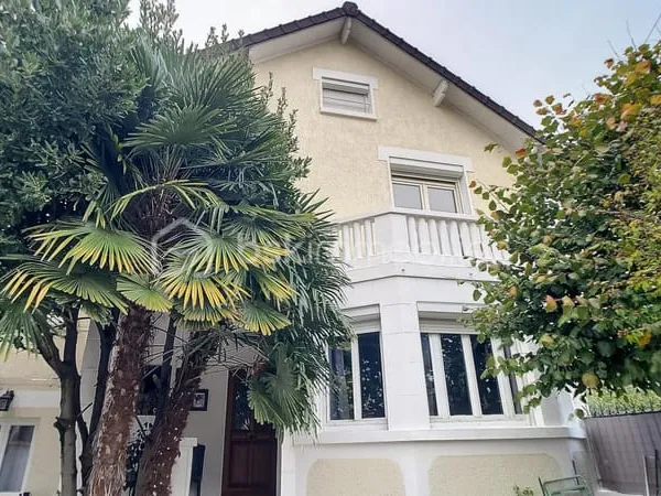 Maison Meulière, 4 chambres avec rente locative