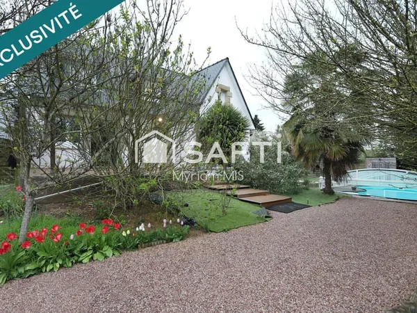 Belle opportunité : Grande maison de 185 m2 avec piscine couverte et chauffée