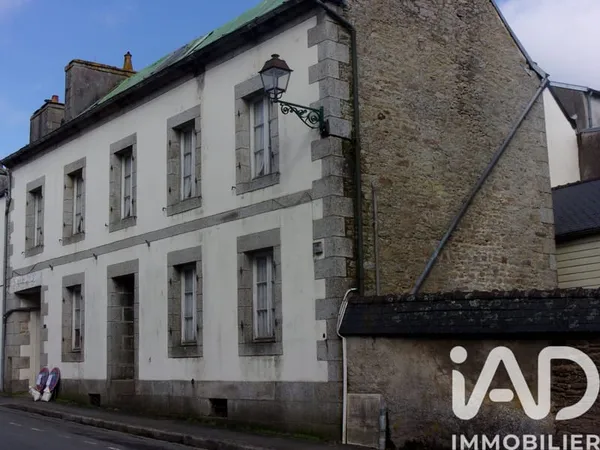 Bâtiment 200 m²