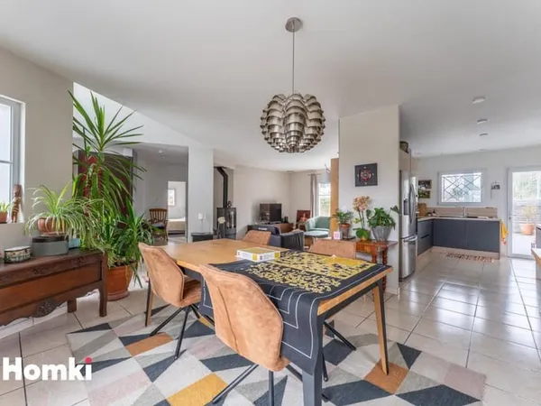 Maison/Villa T5 de 140 m2 à Villenave-d'Ornon 33140