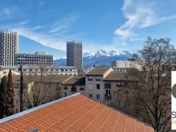 GRENOBLE rue Servan VIAGER Occupé T4 duplex terrasse