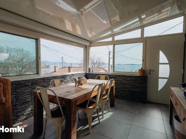 Maison/Villa T4 de 90 m2 à Marseille 13016