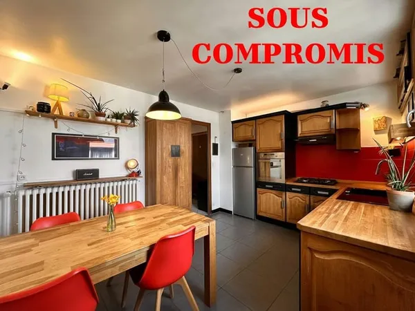 Appartement T3 coup de coeur - 76 m² - Dernier étage - G