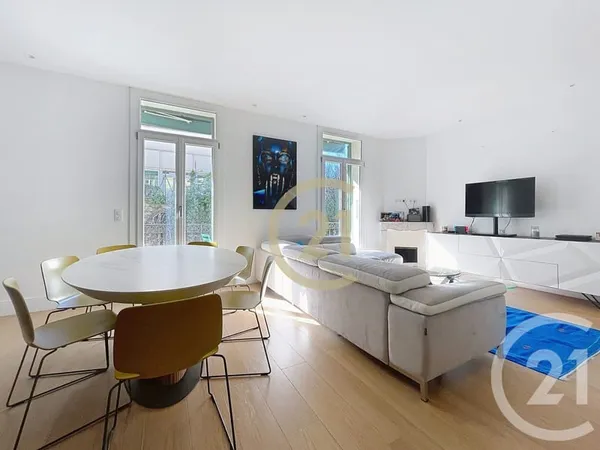 Appartement 5 pièces 90 m²