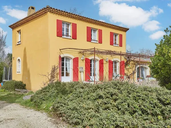 Maison de charme style bastide de 120 m² sur plus de 1600 m² de terrain