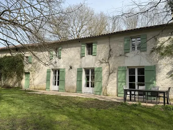 Ancien moulin à eau , calme et sérénité