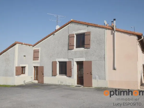 Charmante maison de village à Joussé 86350 - Prête à emménager ! ✨