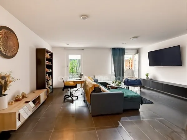 APPARTEMENT 3 PIECES 257 000 EUROS