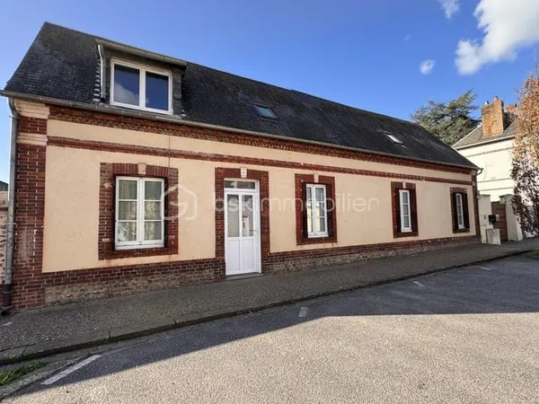 BRETEUIL-SUR-ITON CENTRE - MAISON À FINIR DE RESTAURER
