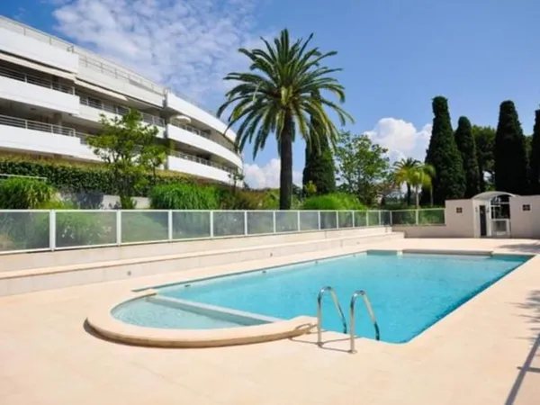 NICE OUEST - AV. DE LA LANTERNE / FABRON 4P - 120 m² - Terrasses 48 m² - Vue mer - Clim - Piscine - 