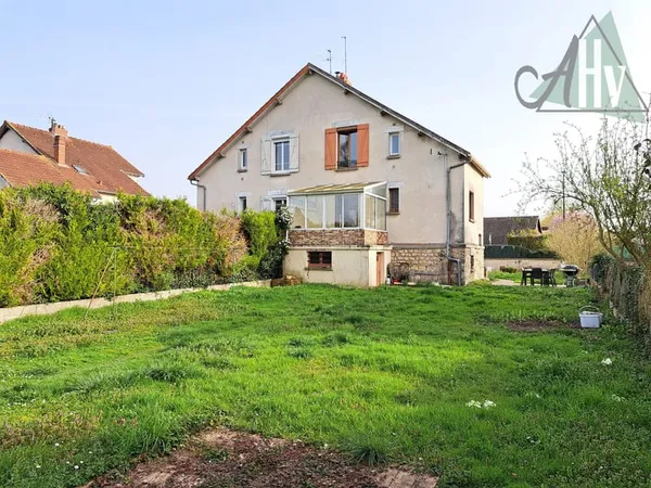 SENS (89 100) - Maison de 68 m2 avec 2 chambres, sous-sol av