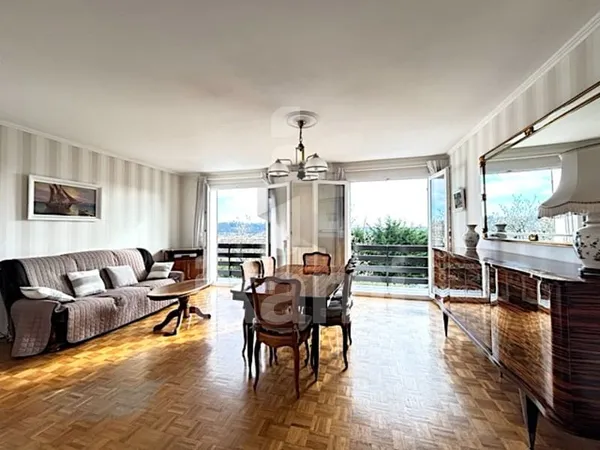 BRIGNAIS Maison individuelle au calme avec jardin et fort