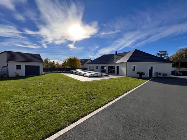 Maison Mehun Sur Yevre 6 pièce(s) 167m2