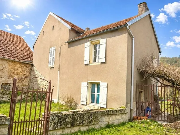 MAISON A RENOVER - 75 M2 - GISSEY SOUS FLAVIGNY