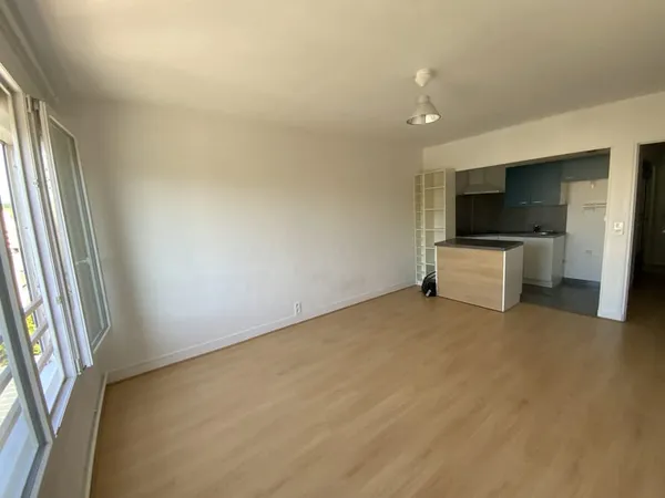 STUDIO DE 29 M2 TOUTES CHARGES COMPRISES