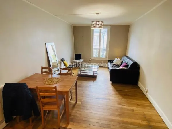 Appartement lumineux avec mezzanine