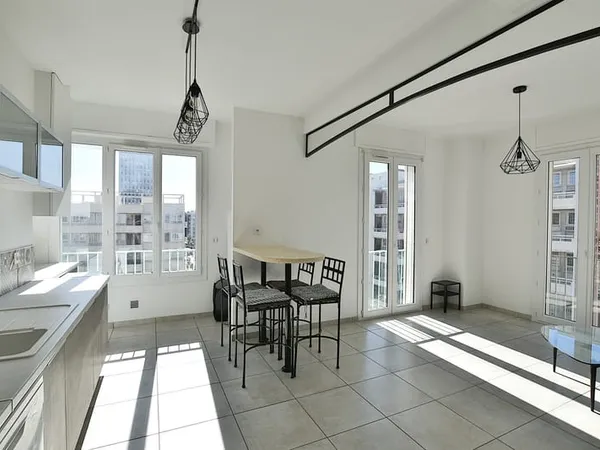 TOULON CENTRE PORT APPARTEMENT TYPE 3